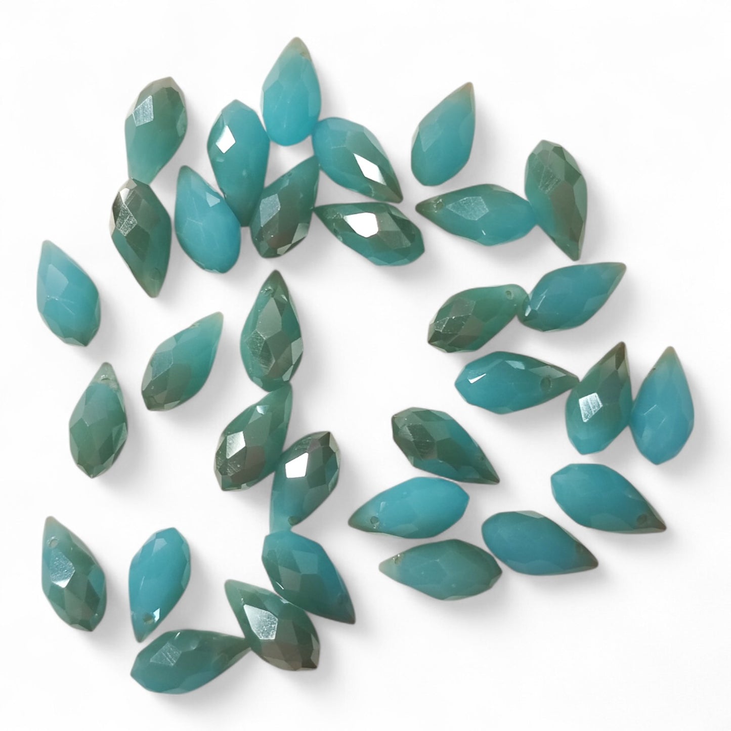 x10 Perles Gouttes Facettées en Verre – 12x6 mm