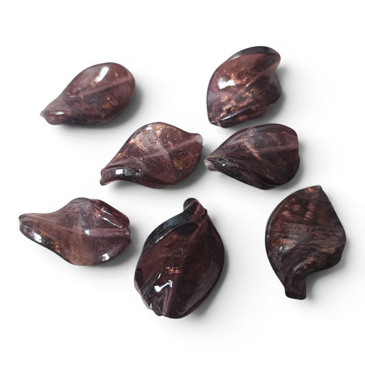 Perles artisanales lampwork en verre filé – Inclusions dorées – Forme torsadée
