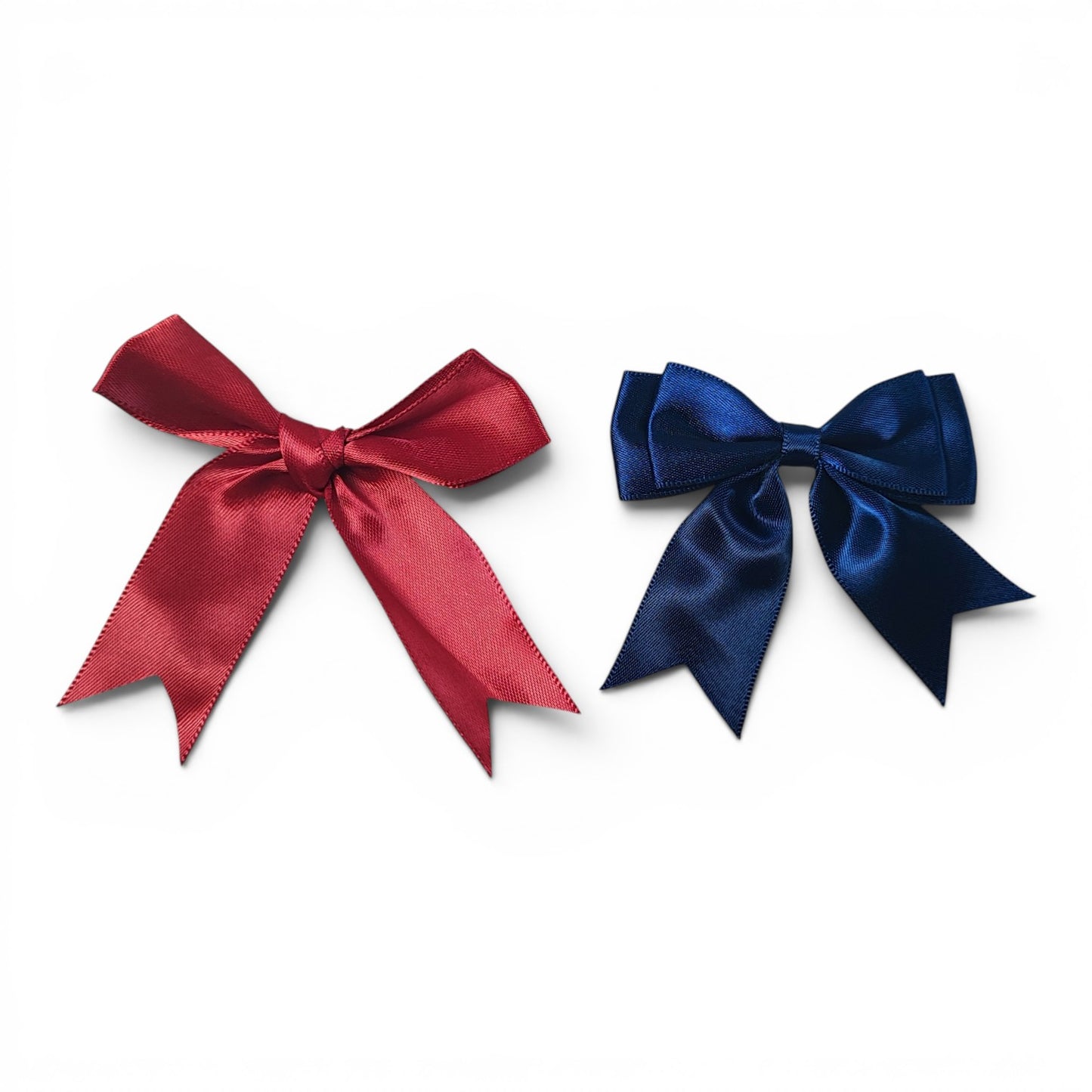 Nœud en satin – Bleu marine ou rouge