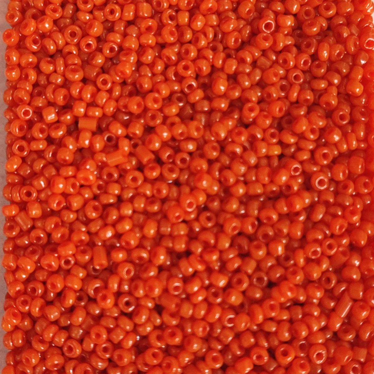 Perles de rocaille opaques brillantes – Verre 2mm - 25g