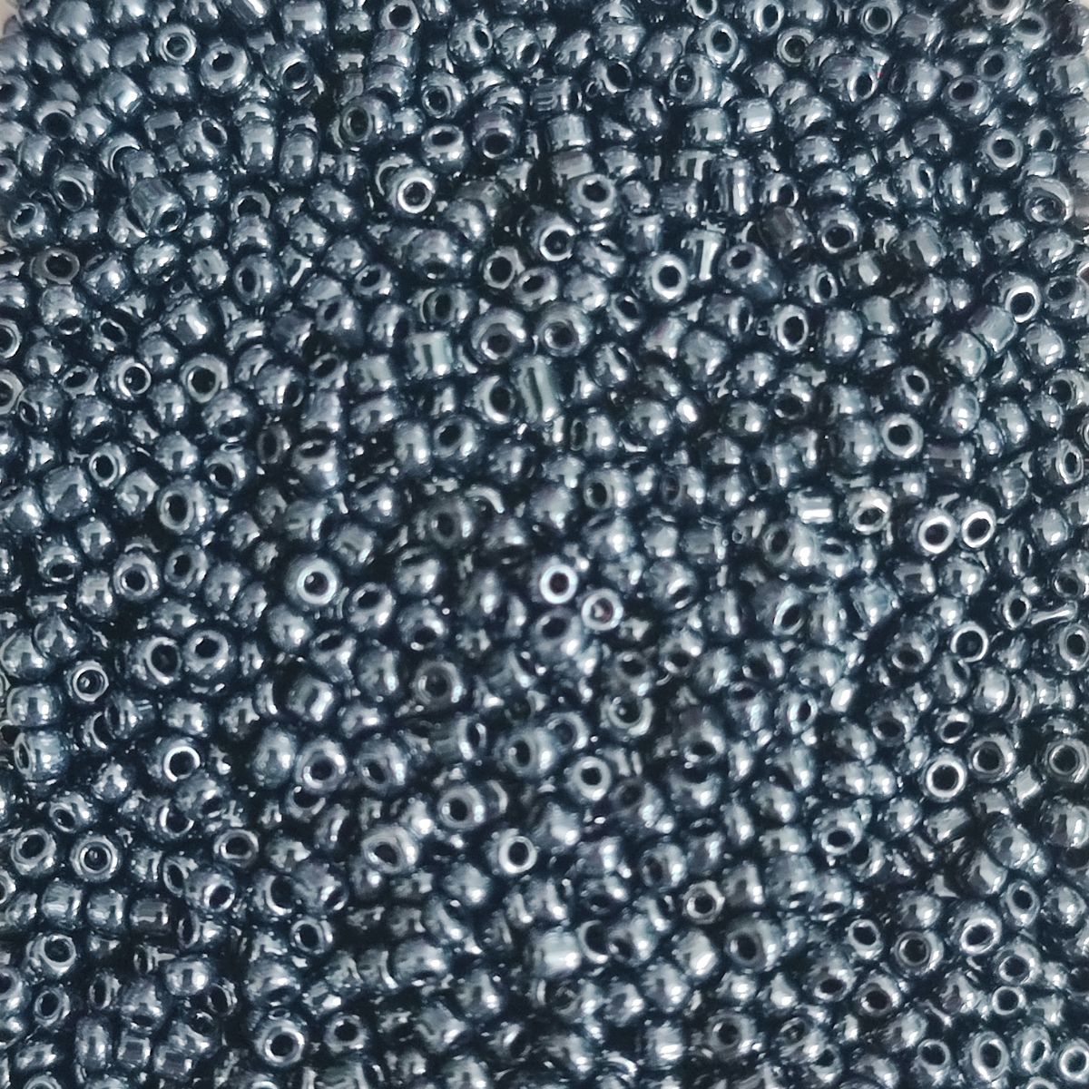 Perles de rocaille opaques brillantes – Verre 2mm - 25g