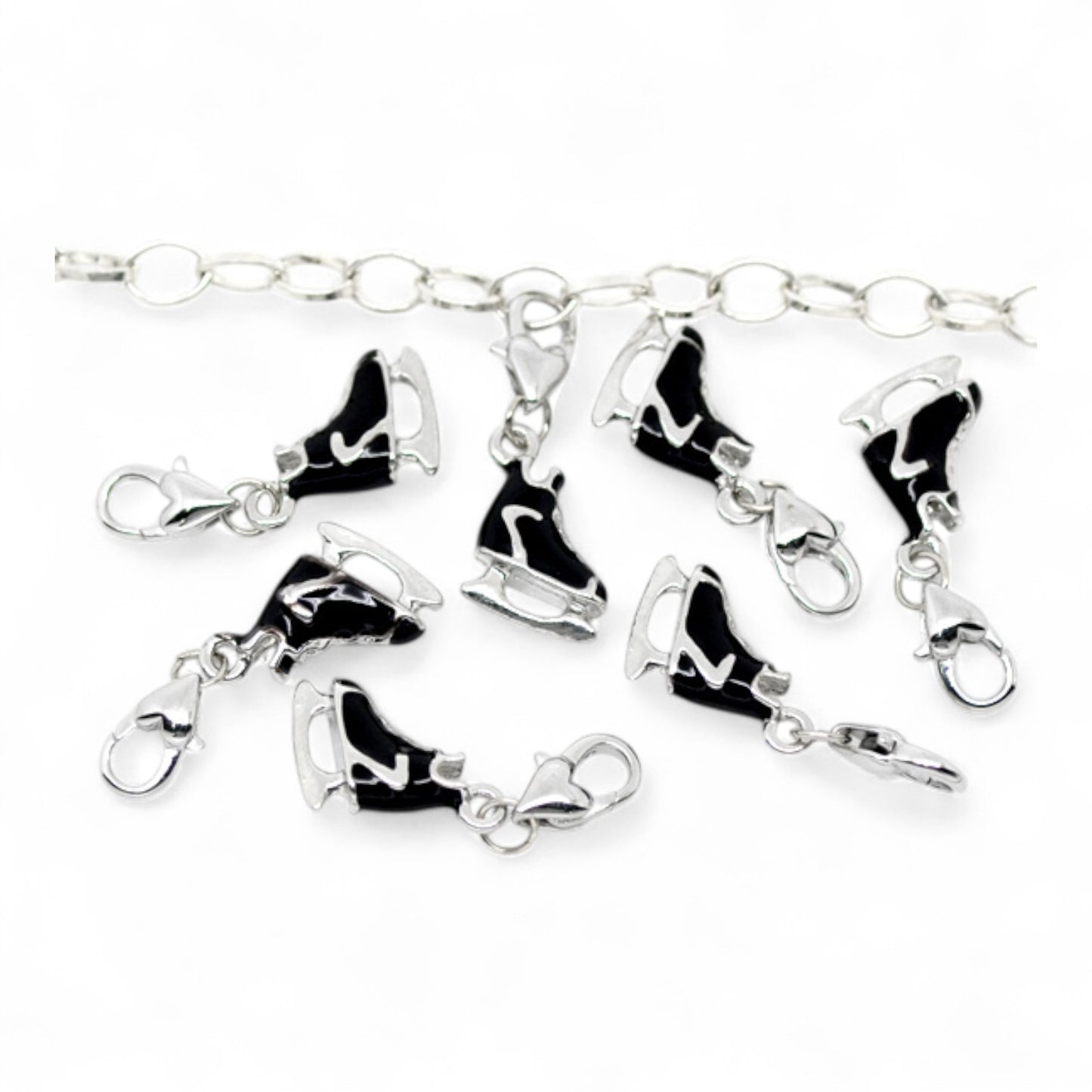 x1 Charm Patin à Glace Noir – 33 mm | Métal Argenté Émaillé