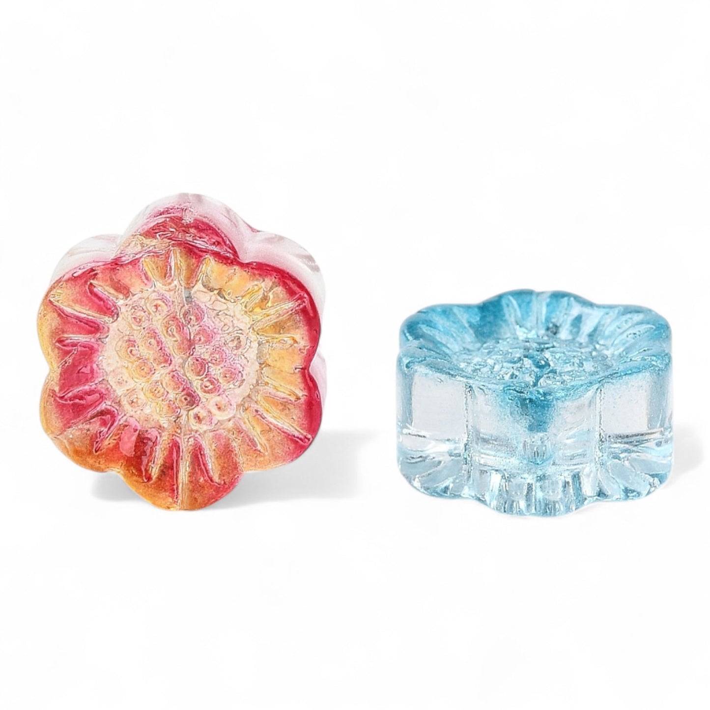 x8 Perles en Verre Transparentes – Forme Fleur – Couleurs Mélangées – 12,5 x 11,5 x 6 mm