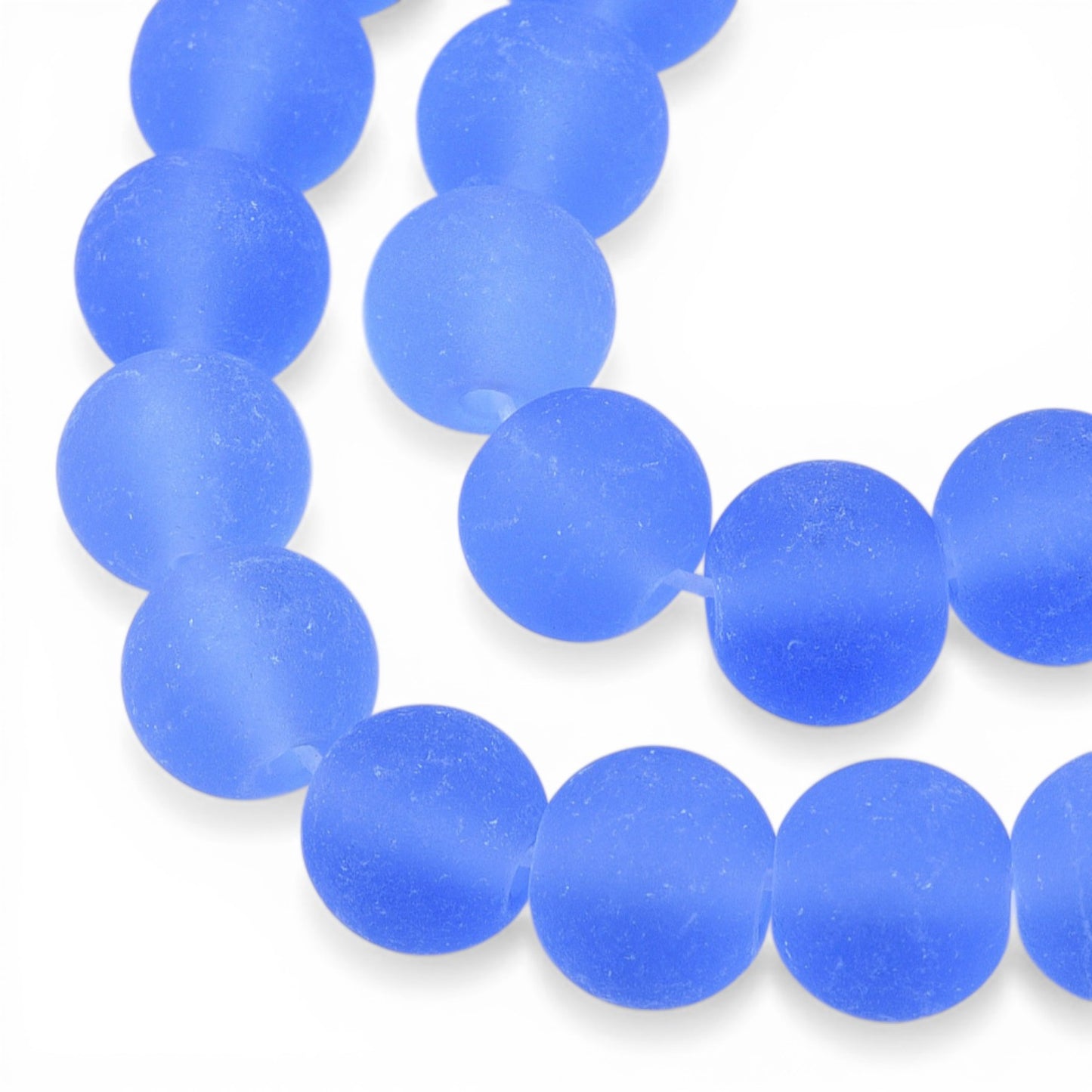 x1 Fil de Perles de Verre Givrées Bleues – Rondes – 8 à 8,5 mm