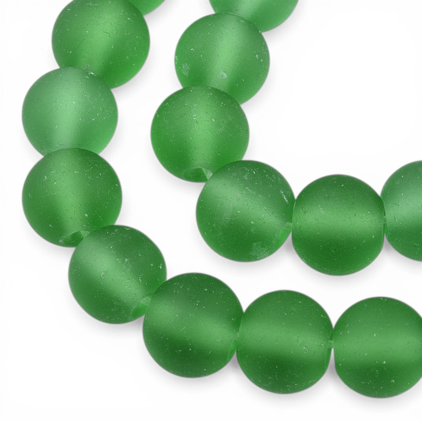 x1 Fil de Perles de Verre Givrées Vertes – Rondes – 8 à 8,5 mm