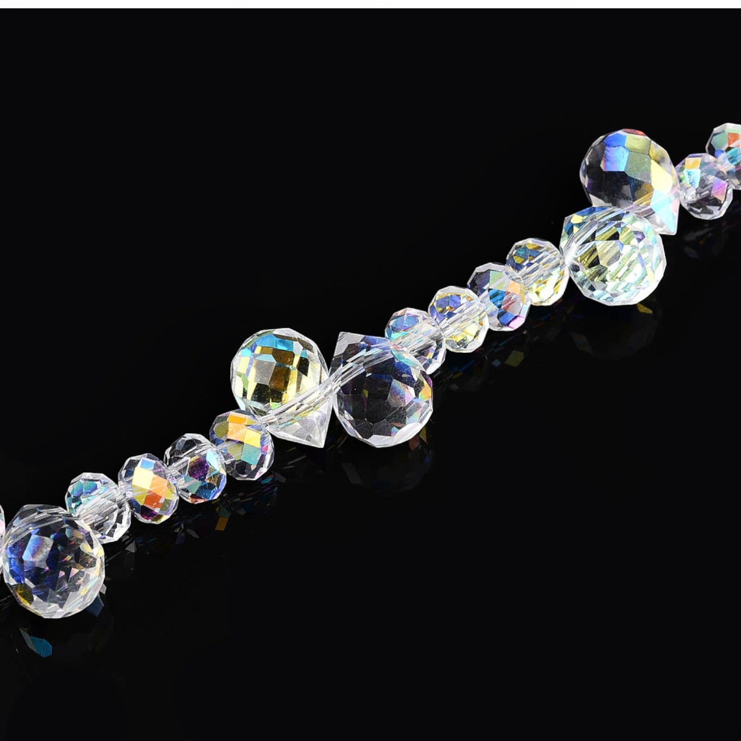 x1 Fil de Perles en Verre Électroplaqué – Gouttes, Ovales Facettées et Cœur Sucré – Blanc