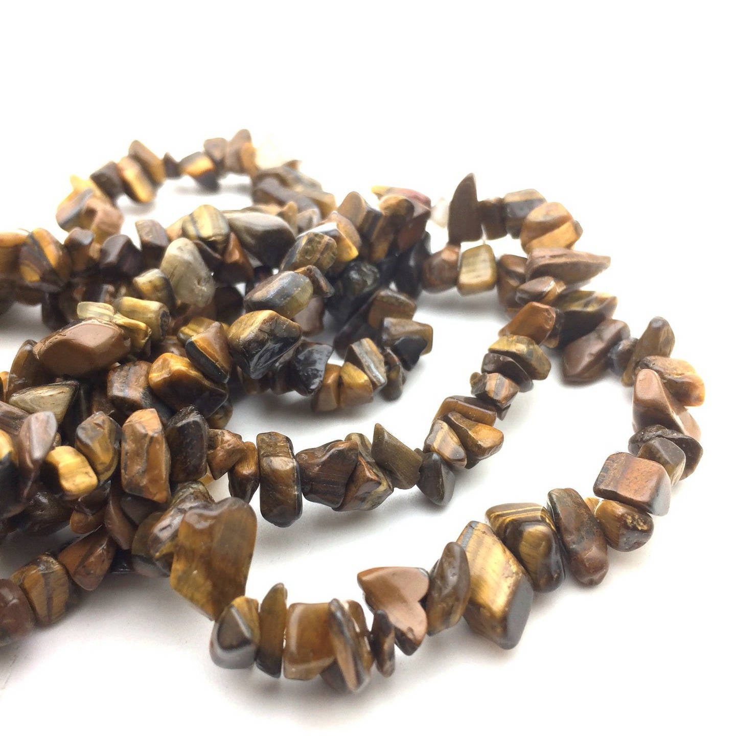 1 fil (360 perles) de Perles en Œil de Tigre – Forme Chips Naturelle
