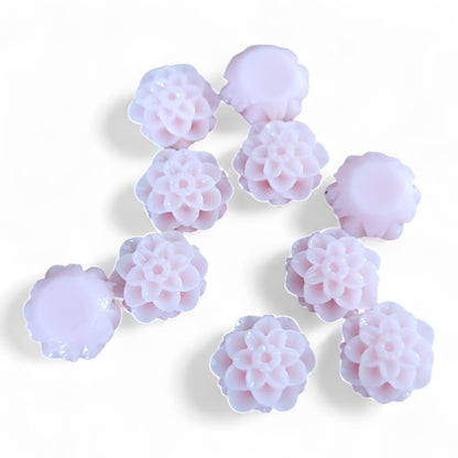 x5 Cabochons Fleur en Résine Opaque – 10 mm