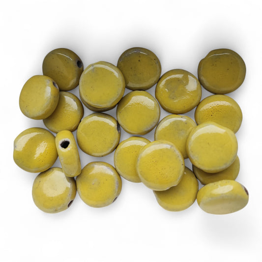 x2 Perles Céramique Pastille Plate – jaune – 17,8x7 mm
