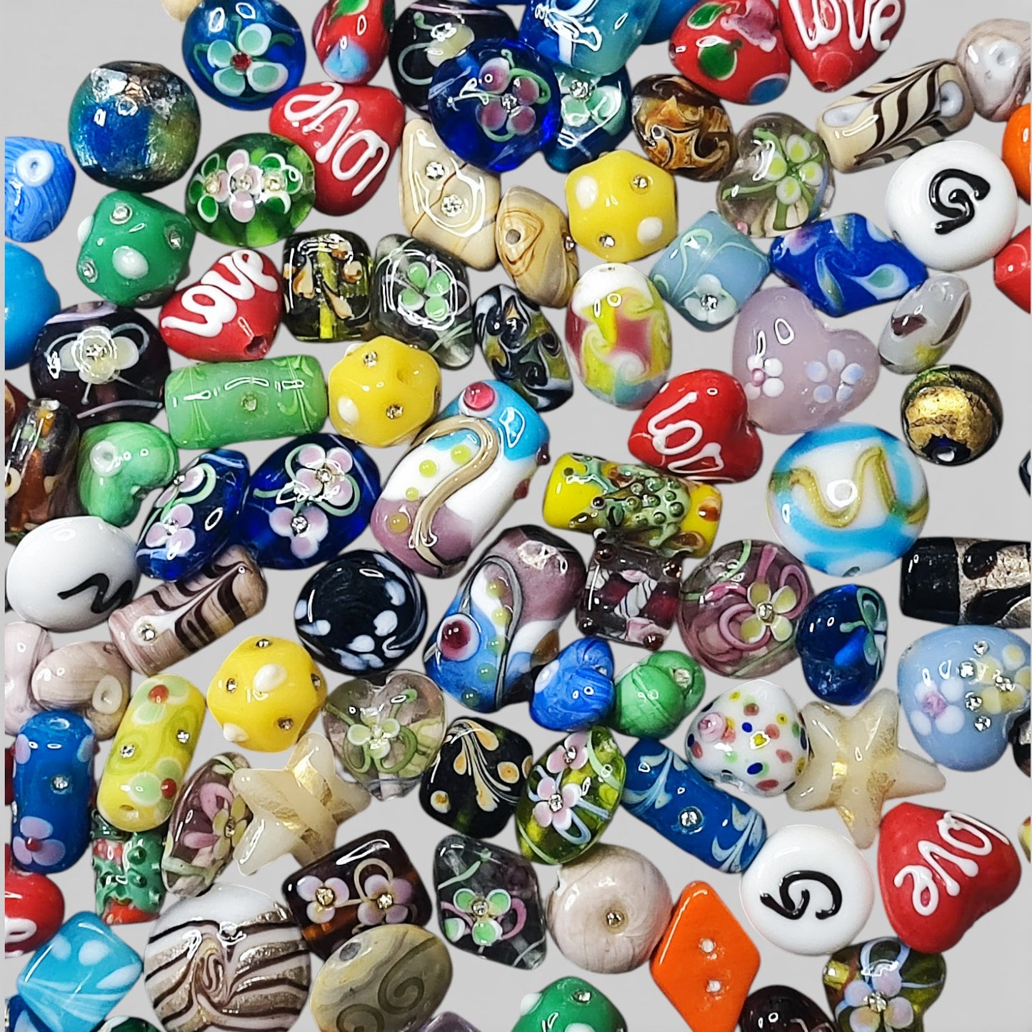 x1 Perle Artisanale en Verre Filé (Lampwork) – Pièces Uniques – Formes et Couleurs Variées