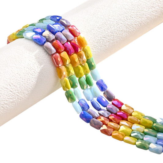 Fil de 21 Perles de Verre Rectangles Nacrés – Couleurs Arc-en-ciel – 8x6 mm