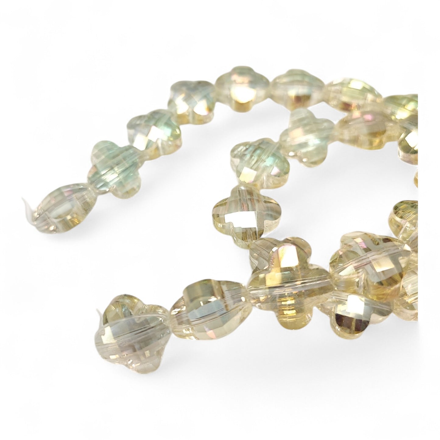 x1 Perle Trèfle Facettée – Cristal Arc-en-Ciel – 16 mm