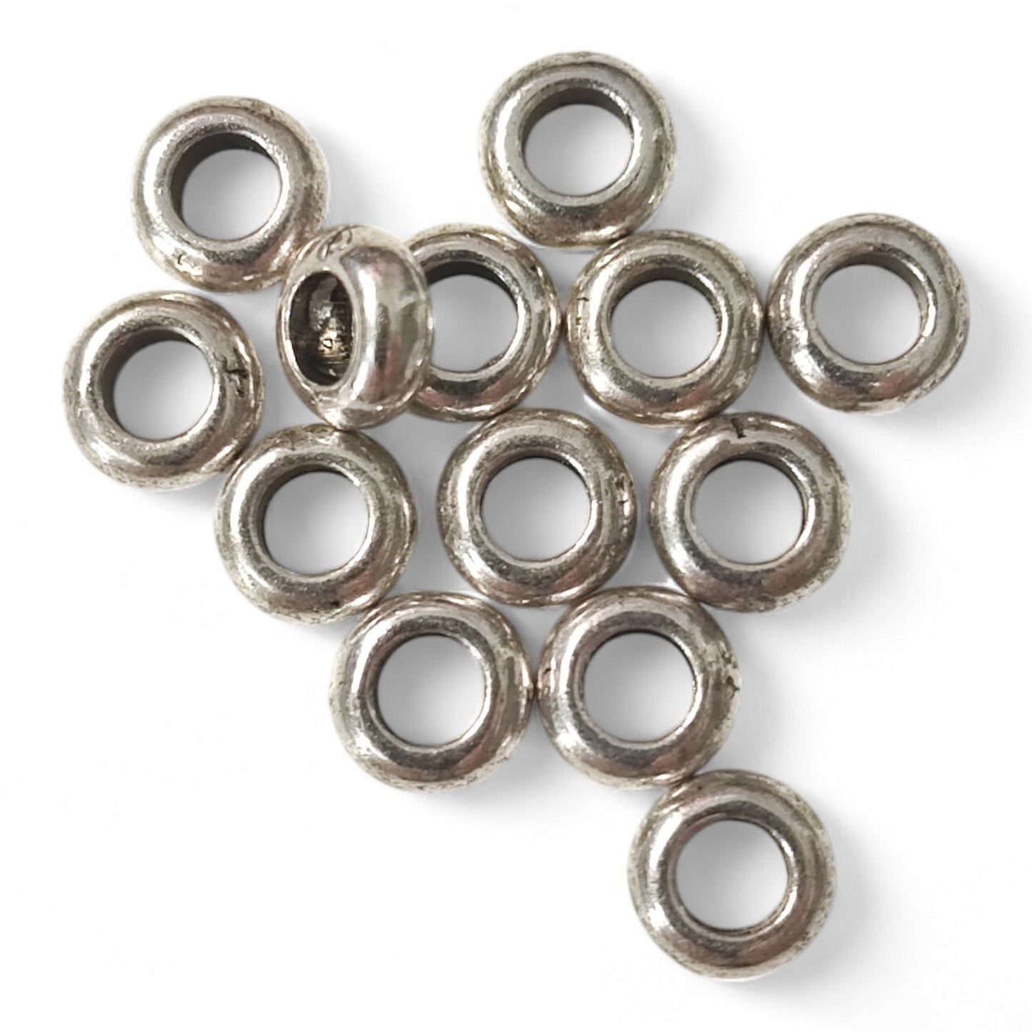 x10 Perles d’Espacement Style Tibétain – 7 mm