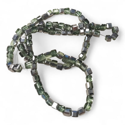 x1 fil de 98 Perles Cubiques Demi-Plaquées Argent – 3 mm – Verre Facetté