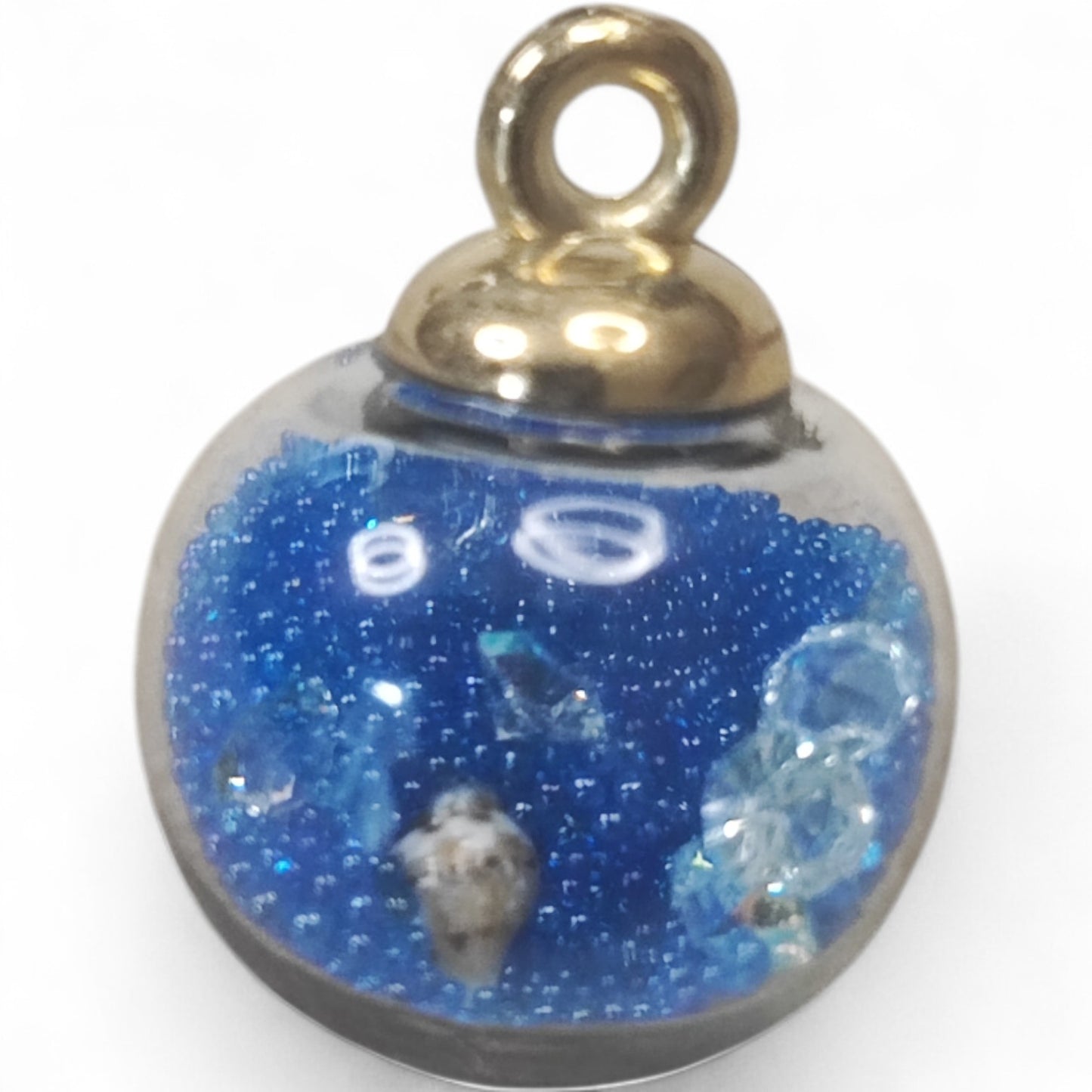 x1 Pendentif Globe en Verre avec mini perles, strass &amp; coquillage – 16x21 mm