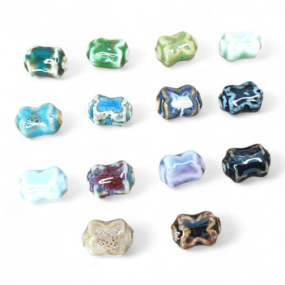 x1 Perle en Porcelaine Artisanale – Forme X – 17 à 18 mm
