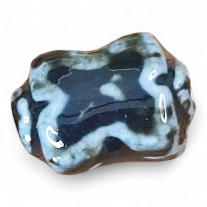 x1 Perle en Porcelaine Artisanale – Forme X – 17 à 18 mm