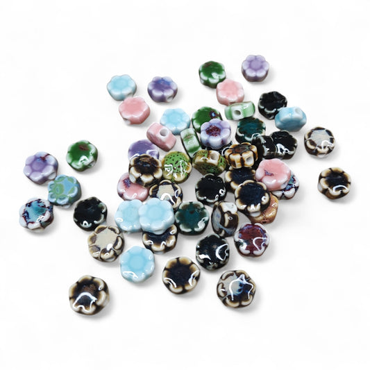 x10 Perles en Porcelaine Artisanales – Forme Fleur – 10 mm