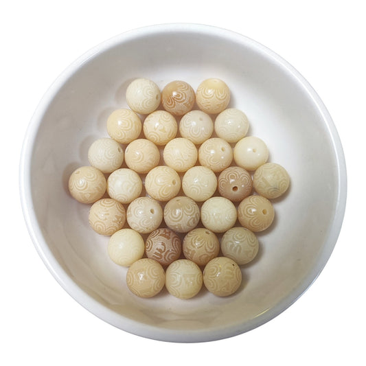 Lot de 10 Perles en Graine de Bodhi – Mantra “La Chance Vient” – 12/13 mm – Ivoire