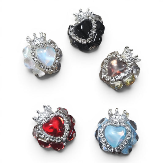 x1 Perle coeur couronne – Alliage, résine, strass et acrylique – Spéciale tige