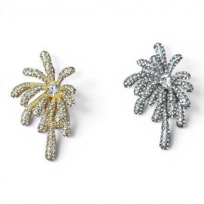 Divers modèles de broches à strass – Paons, fleurs, feux d’artifice…