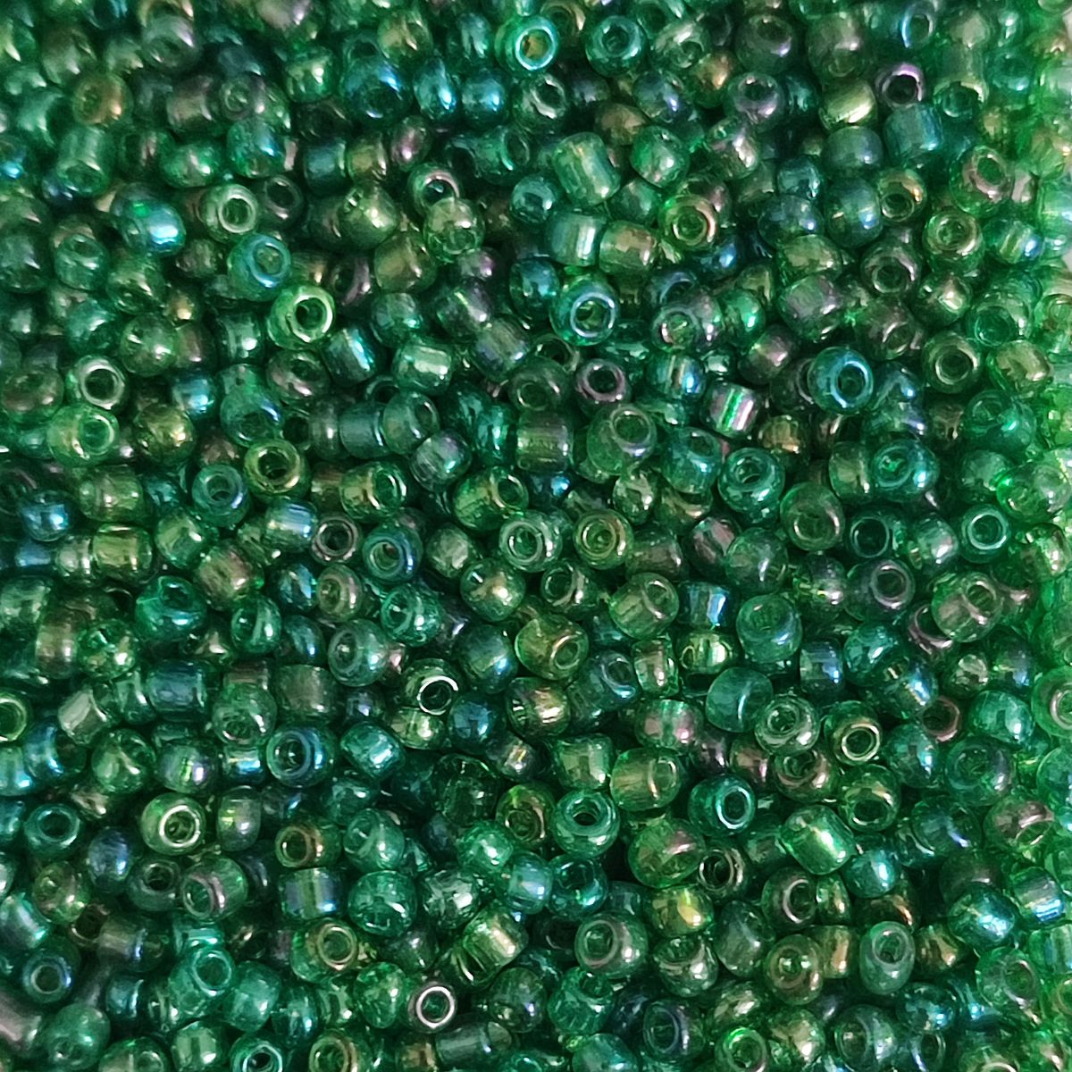 Perles de rocaille en verre – 3mm – Couleurs translucides au choix -25g
