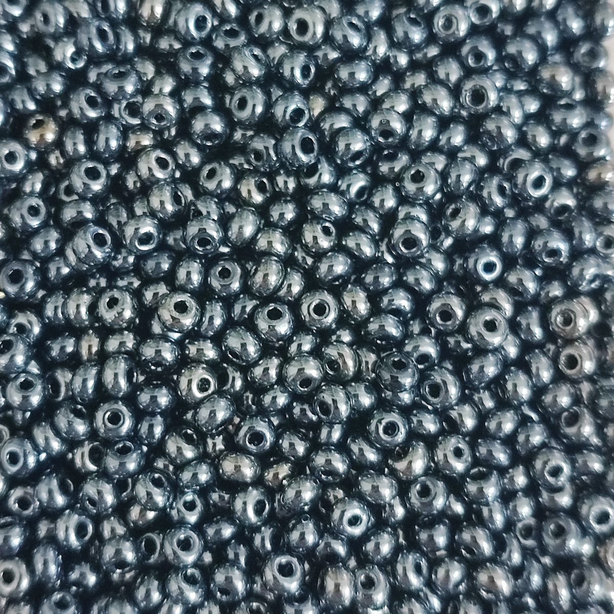 Perles de rocaille en verre – 3mm – Couleurs variées -25g