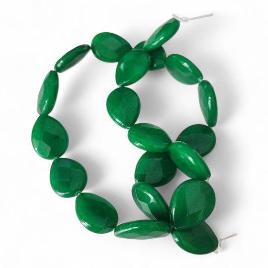 x1 Perles de Jade Blanc Teinté – Goutte Facettée 20x15 mm