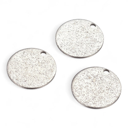 x2 Pendentifs Ronds Texturés Scintillants en Acier Inoxydable 304 – 15 mm