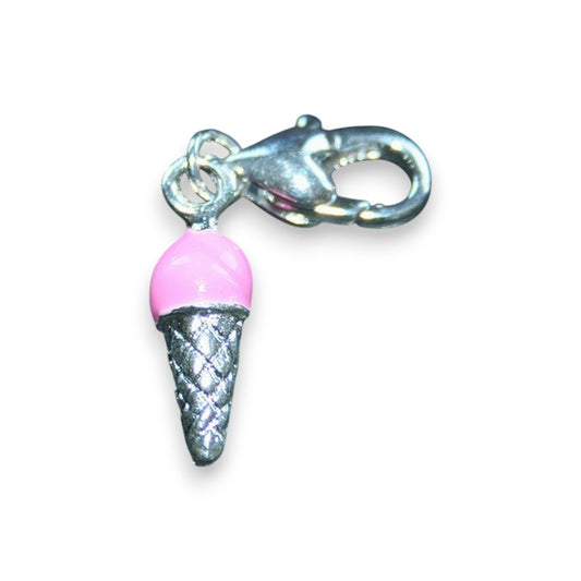 x1 Charm Cornet de Glace Fraise – Émaillé Rose et 3D – 32 mm