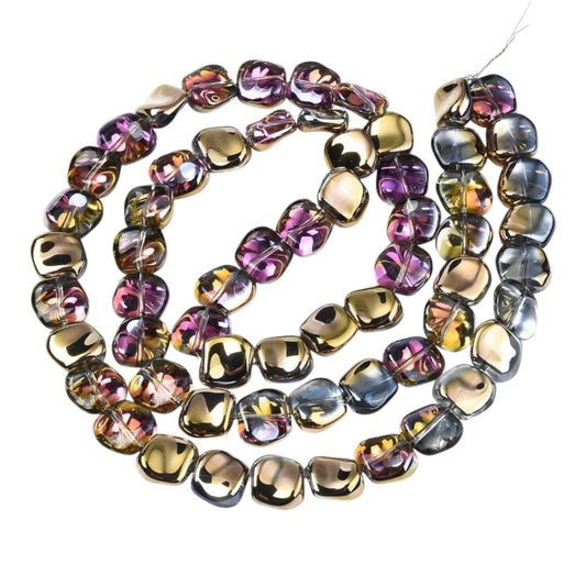 x1 Fil de Perles Polygonales en Verre Électroplaqué – Or et Reflets Violets (≈ 10–12 mm)