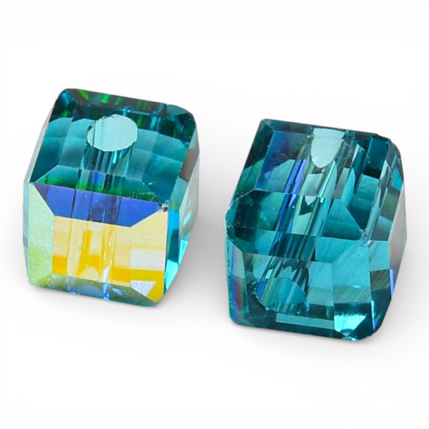 x10 Perles de Verre Facettées Électroplaquées – Cube Bleu AB – 5,5 mm