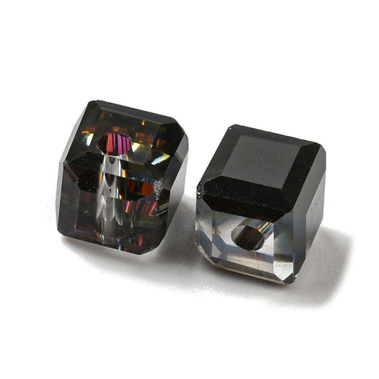 x10 Perles de Verre Facettées Électroplaquées – Cube Noir Reflets Violets – 5,5 mm