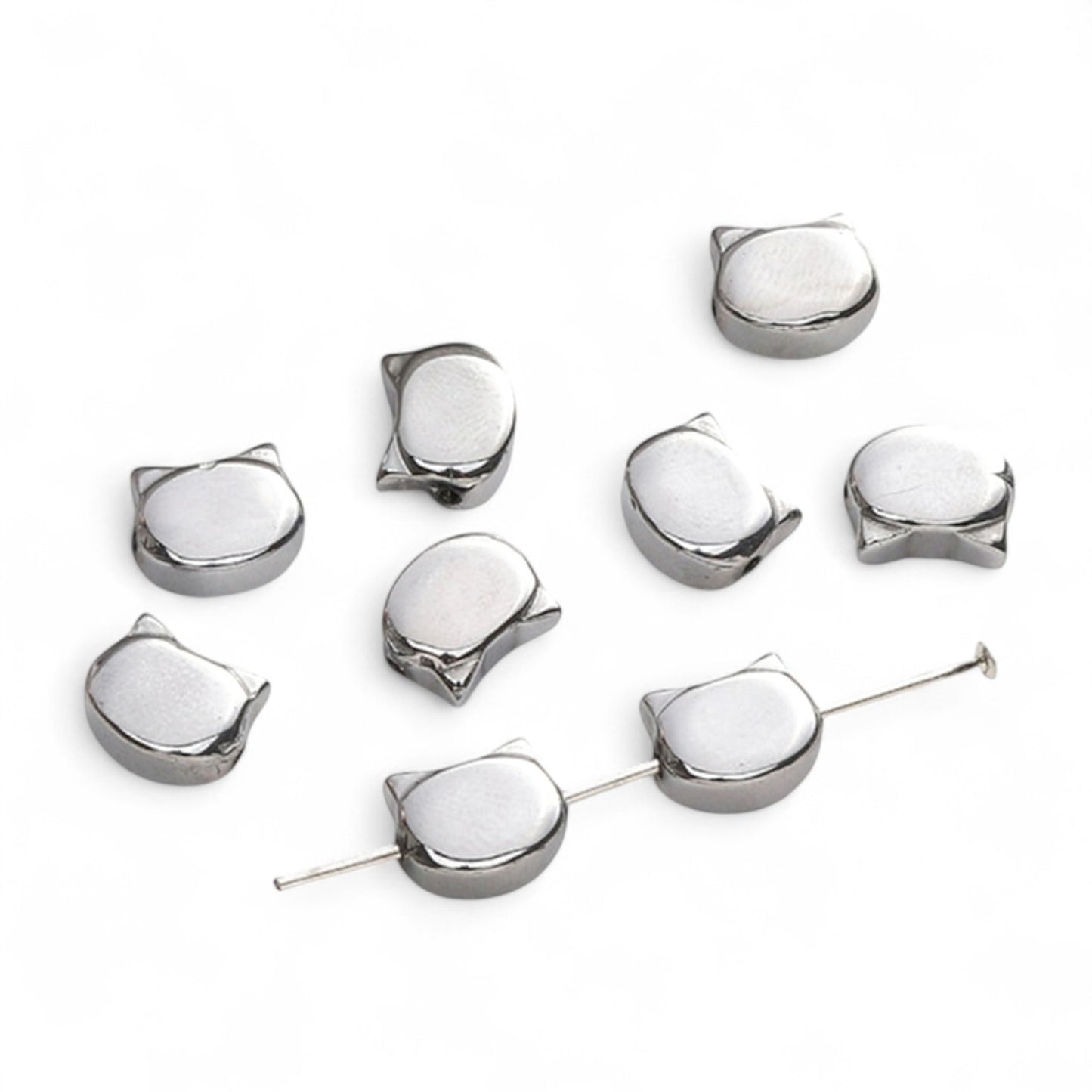 Lot de 10 Perles Chat en Verre Électrolytique – 10 x 8 mm