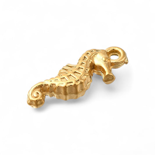x1 Breloque Hippocampe en acier inox 304 – Plaqué or 18K (IP) – 14,5 mm