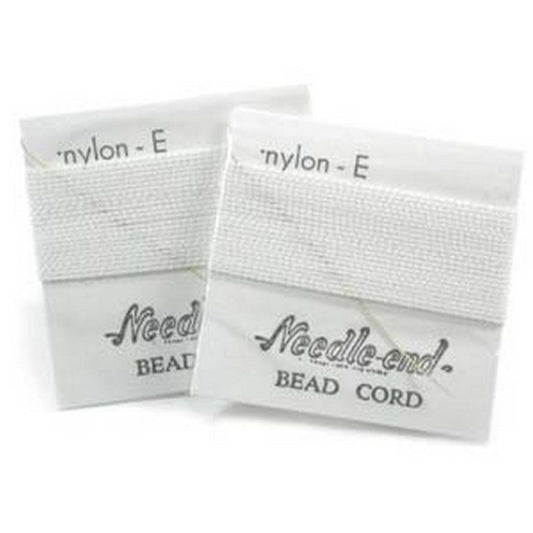 Fil de nylon blanc avec aiguille intégrée – environ 1,7 mètre