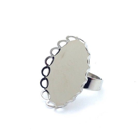 Support de Bague Plateau Ovale avec Collerette – 18x25 mm