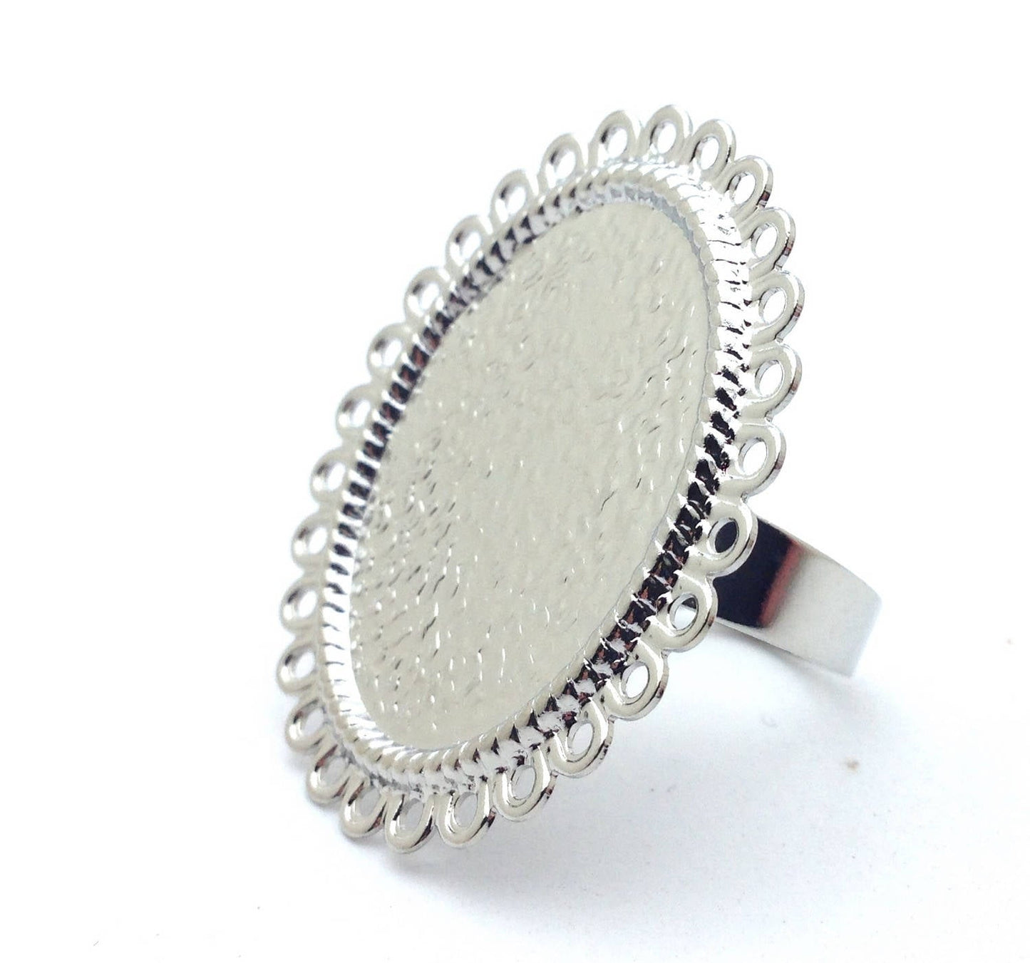 Support de Bague à Fond Plat Ovale – 18x25 mm