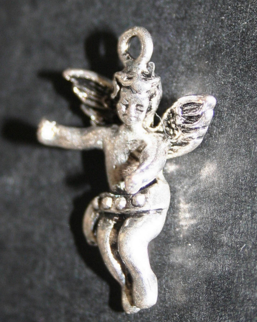 x2 Pendentifs Ange 3D en métal argenté foncé – 25x20 mm