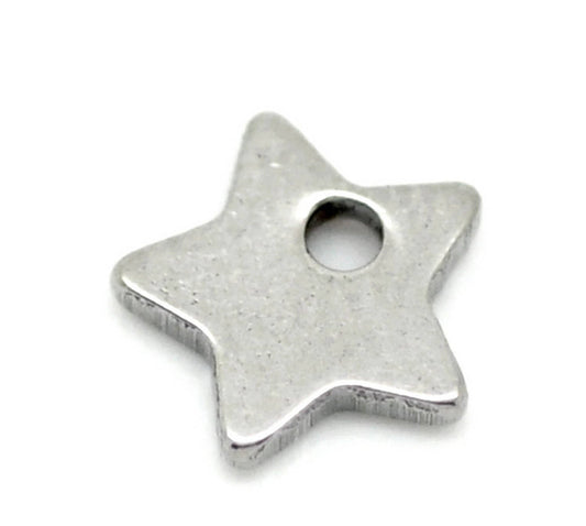 x5 Pendentifs étoile 5 branches – Acier inoxydable – 6x6mm – Argent mat