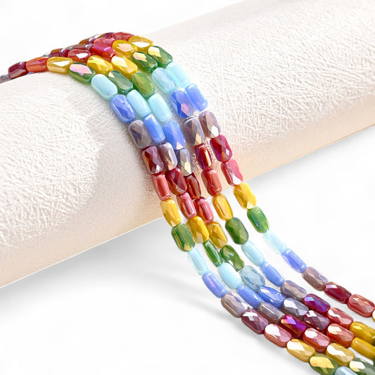 Fil de 28 Perles de Verre Rectangles Nacrés – Couleurs Arc-en-ciel – 7x4 mm